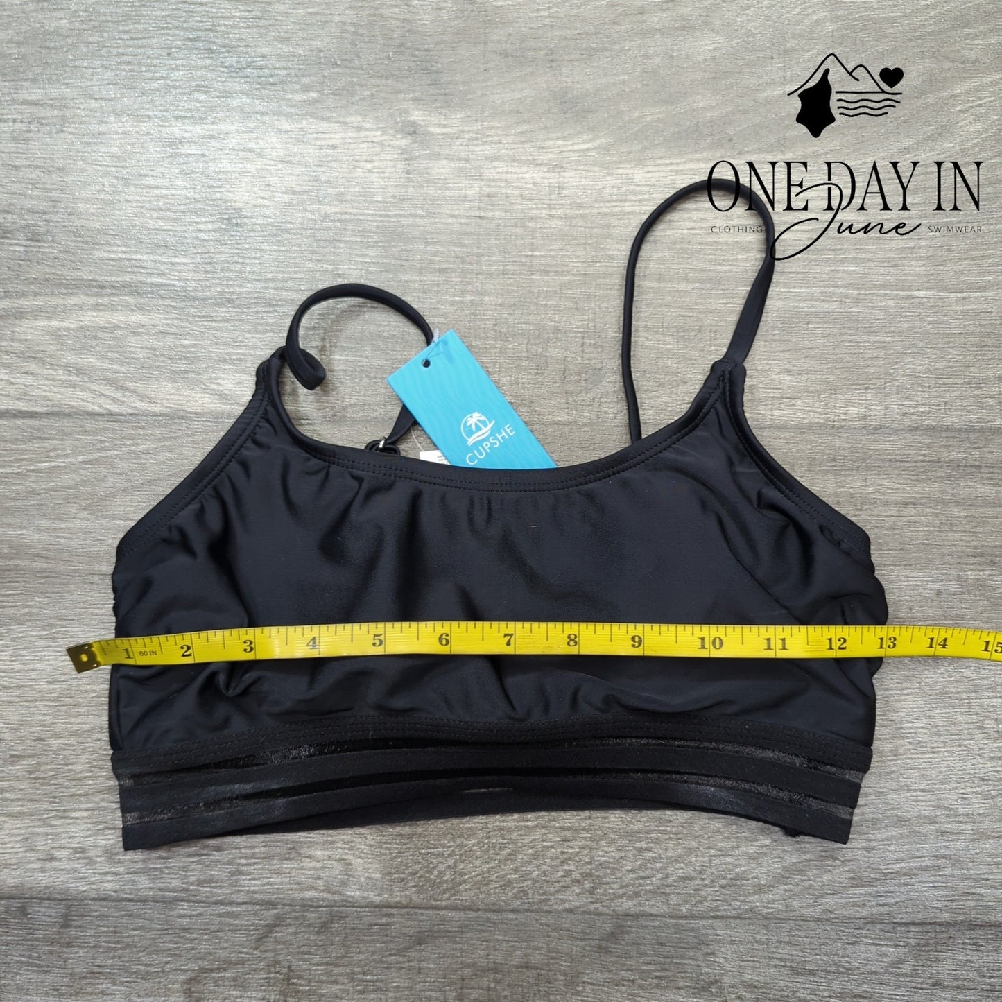 Cupshe Cropped Bikini Top Size S