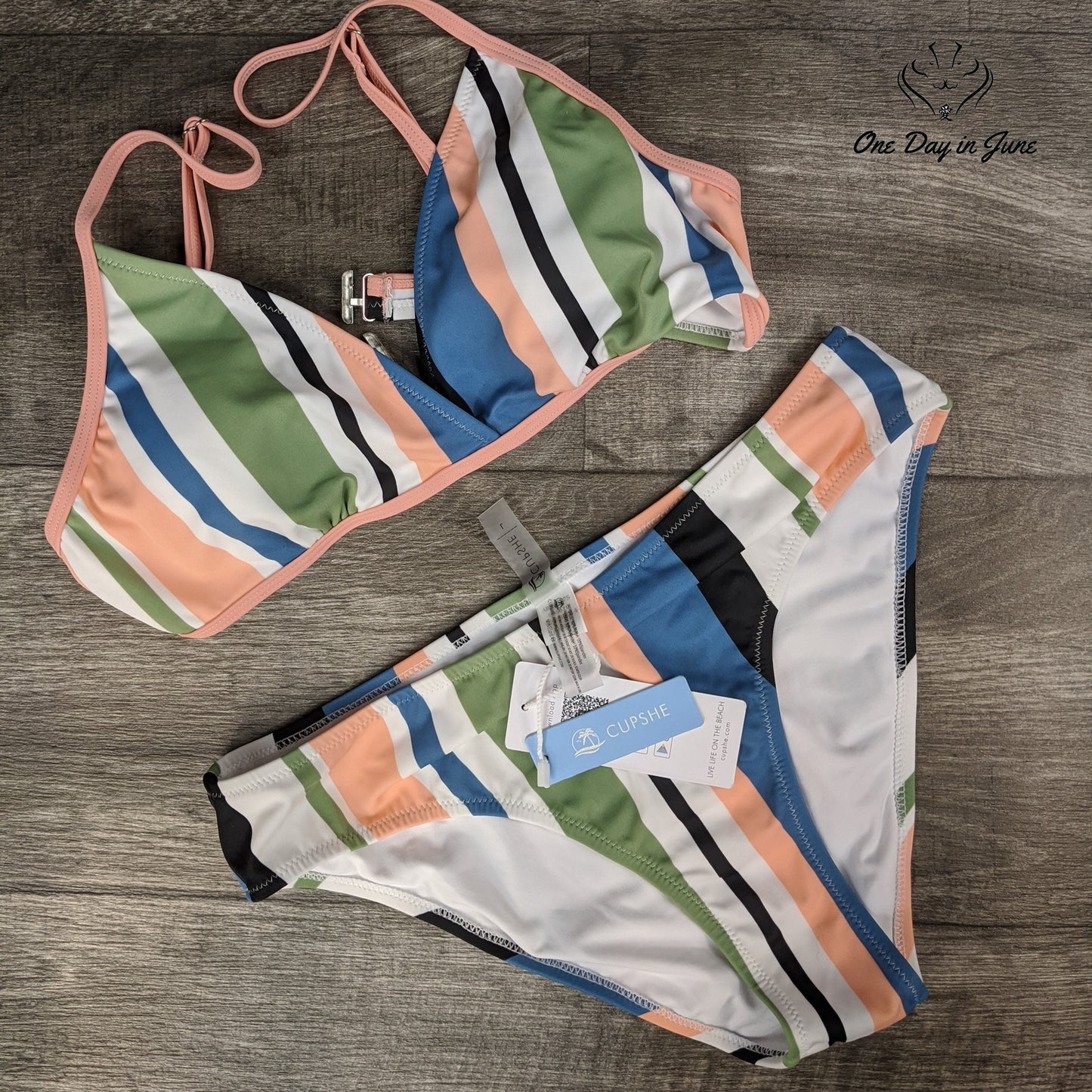 Cupshe Striped Back Hook Closure Bikini Size XL