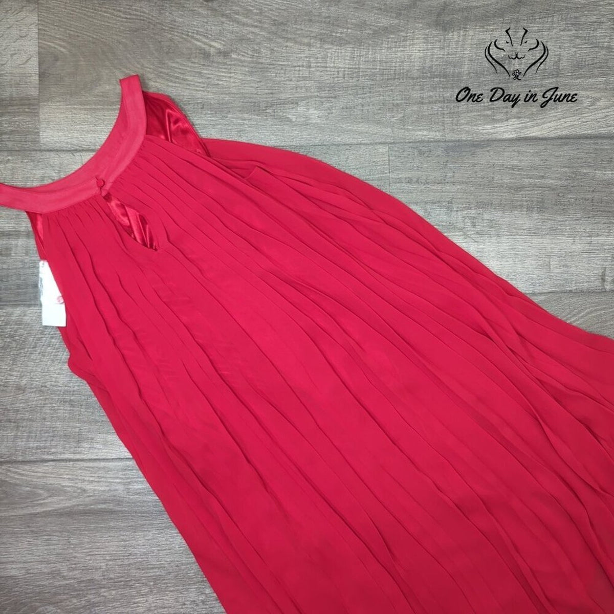 New York & Company Pleated Maxi Dress Pink Halter Sleeveless NWT Size M