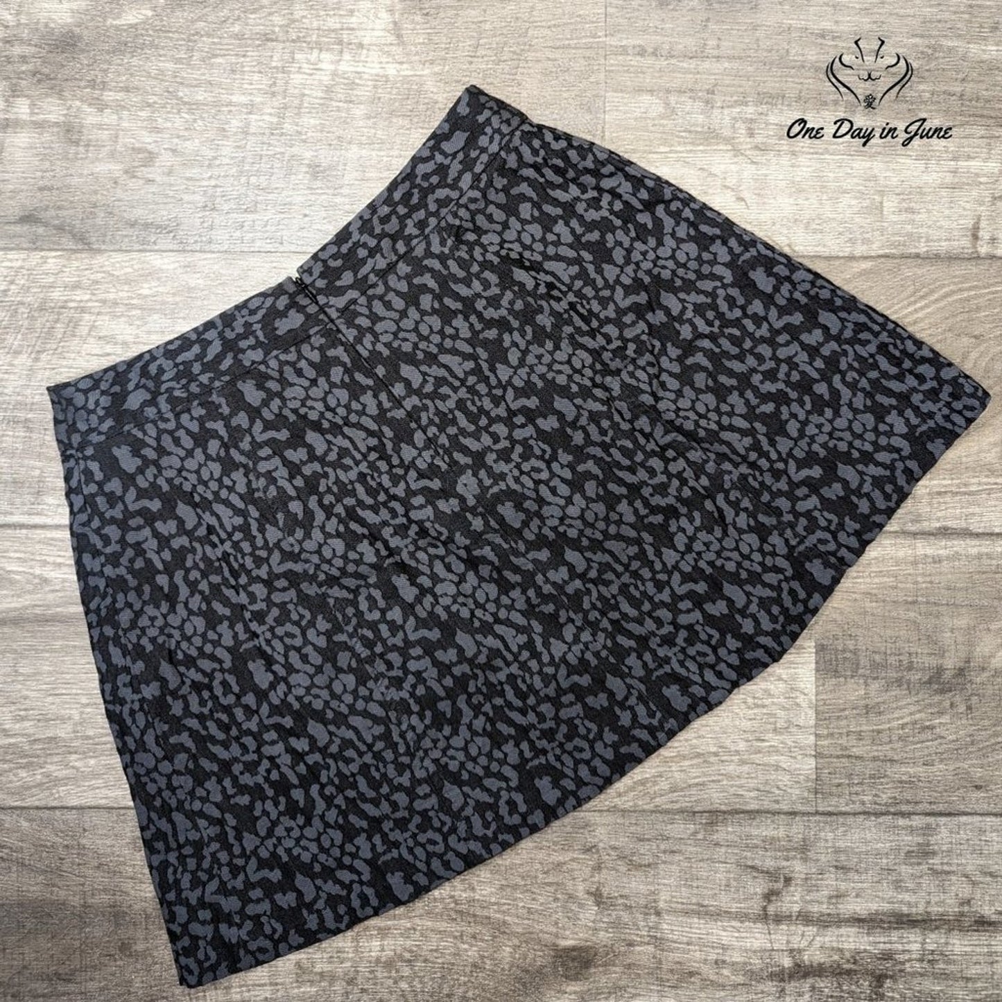 Banana Republic A Line Lined Mini Skirt Size 10