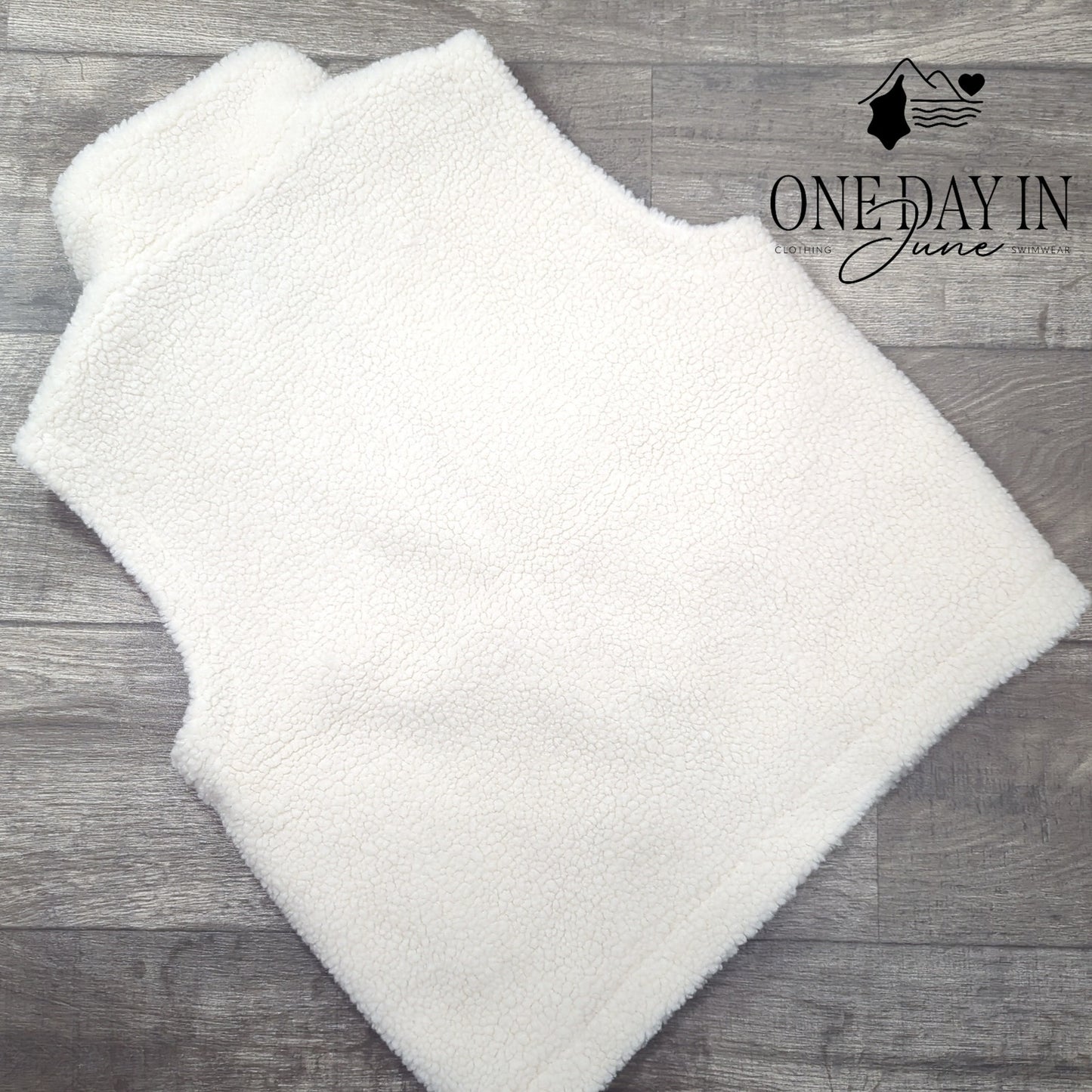 Calvin Klein Sherpa Zip Vest Size M