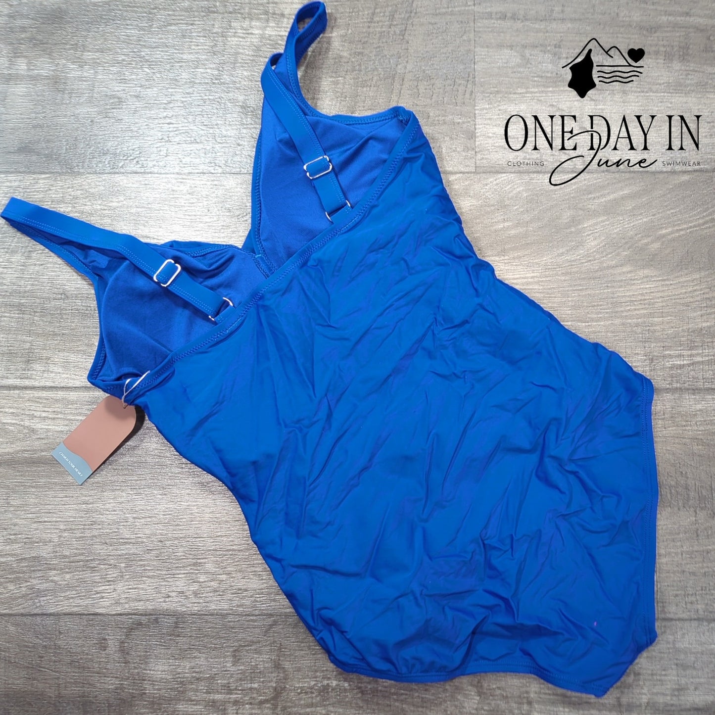 Smismivo Cross Front One Piece Swimsuit Size L