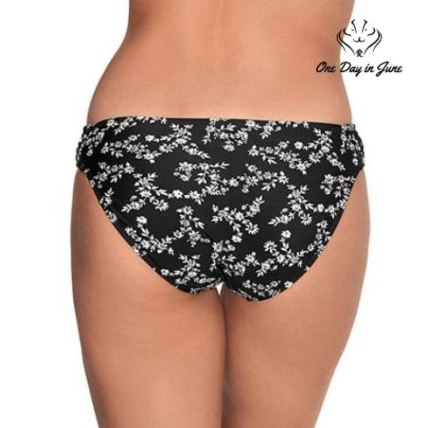 Arizona Jean Co. Juniors Hipster Bikini Bottom Size M