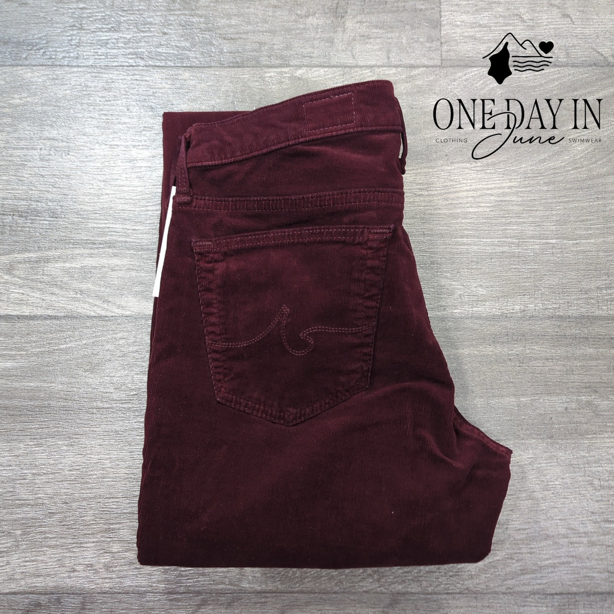 AG Adriano Goldschmied The Stilt Corduroy Cigarette Pants Burgundy NWT Size 4