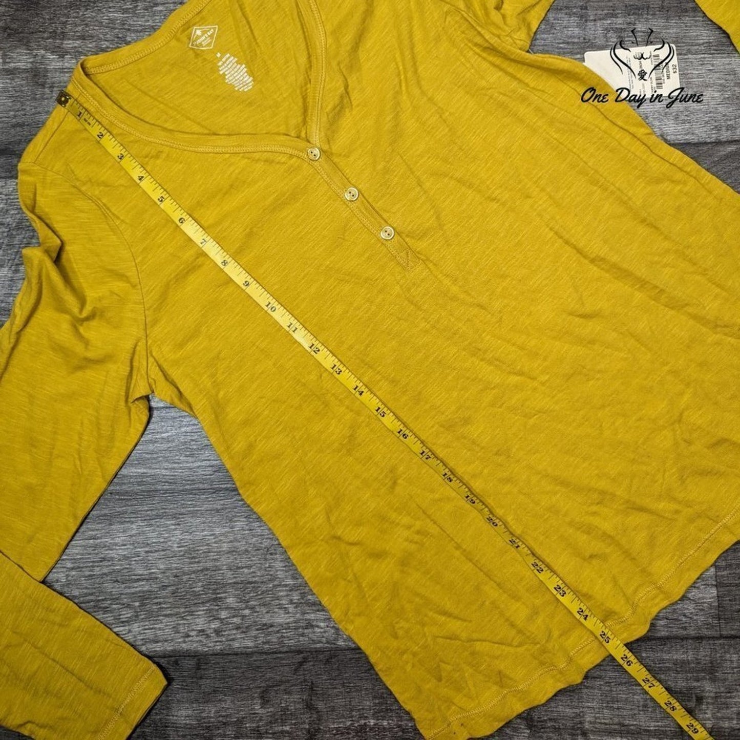 St. John's Bay Long Sleeve Top Size S