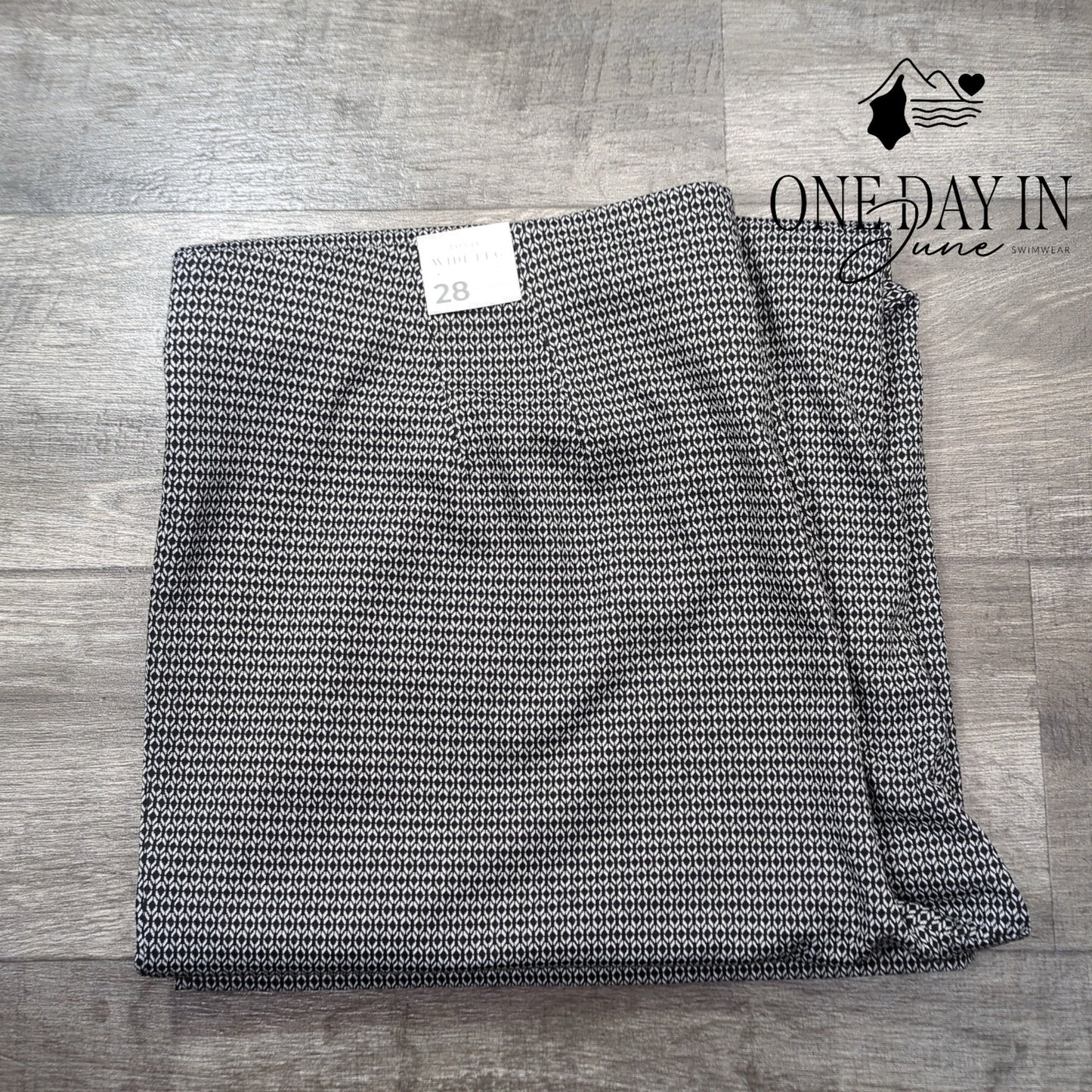 Lane Bryant Plus Size High Rise Wide Leg Pants Size 28