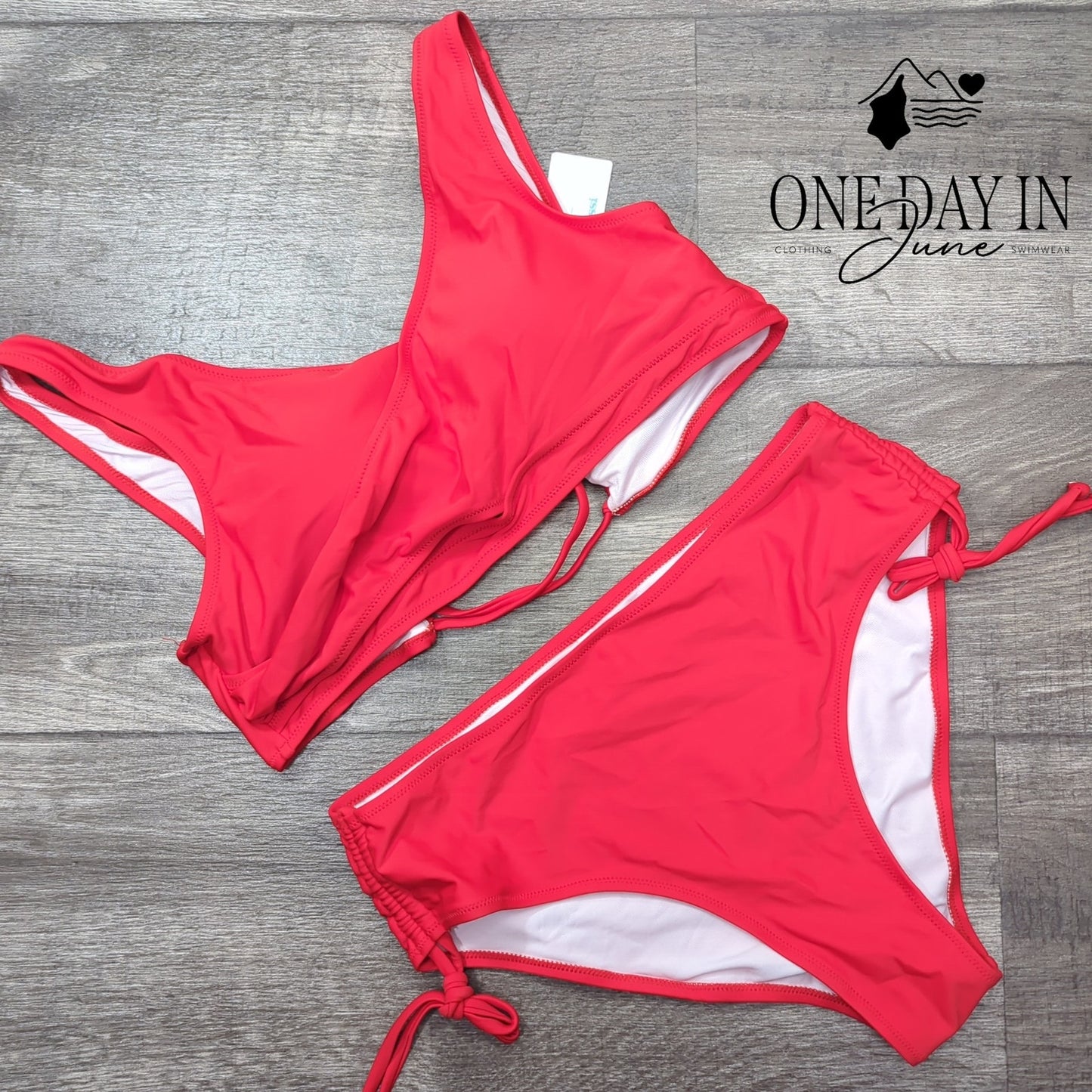 Beachsissi Twist Front High Waist Bikini Swimsuit Size L