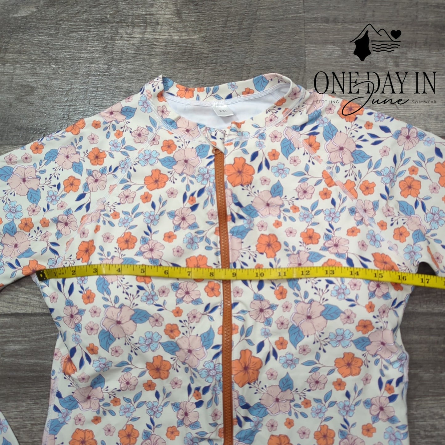 Century Star Plus Size Floral Rash Guard One Piece Swimsuit Size 2XL