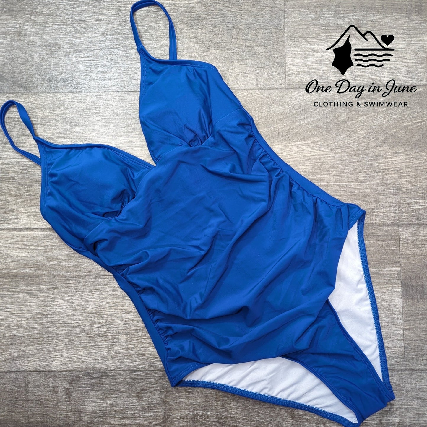 Cupshe V Neck Tummy Control One Piece Swimsuit Size M
