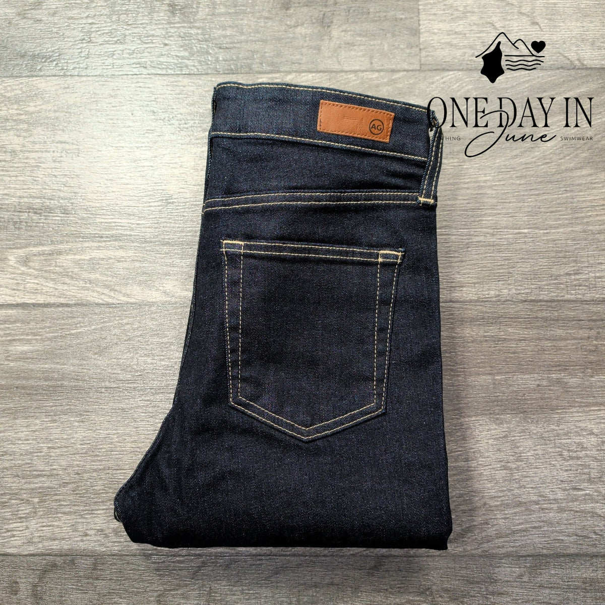 AG Adriano Goldschmied The Mila Ankle Super High Rise Skinny Jeans NWT Size 4