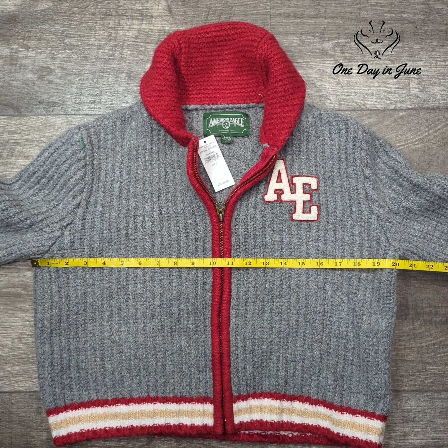 American Eagle Outfitters Zip Front Long Sleeve Knot Sweater Size S