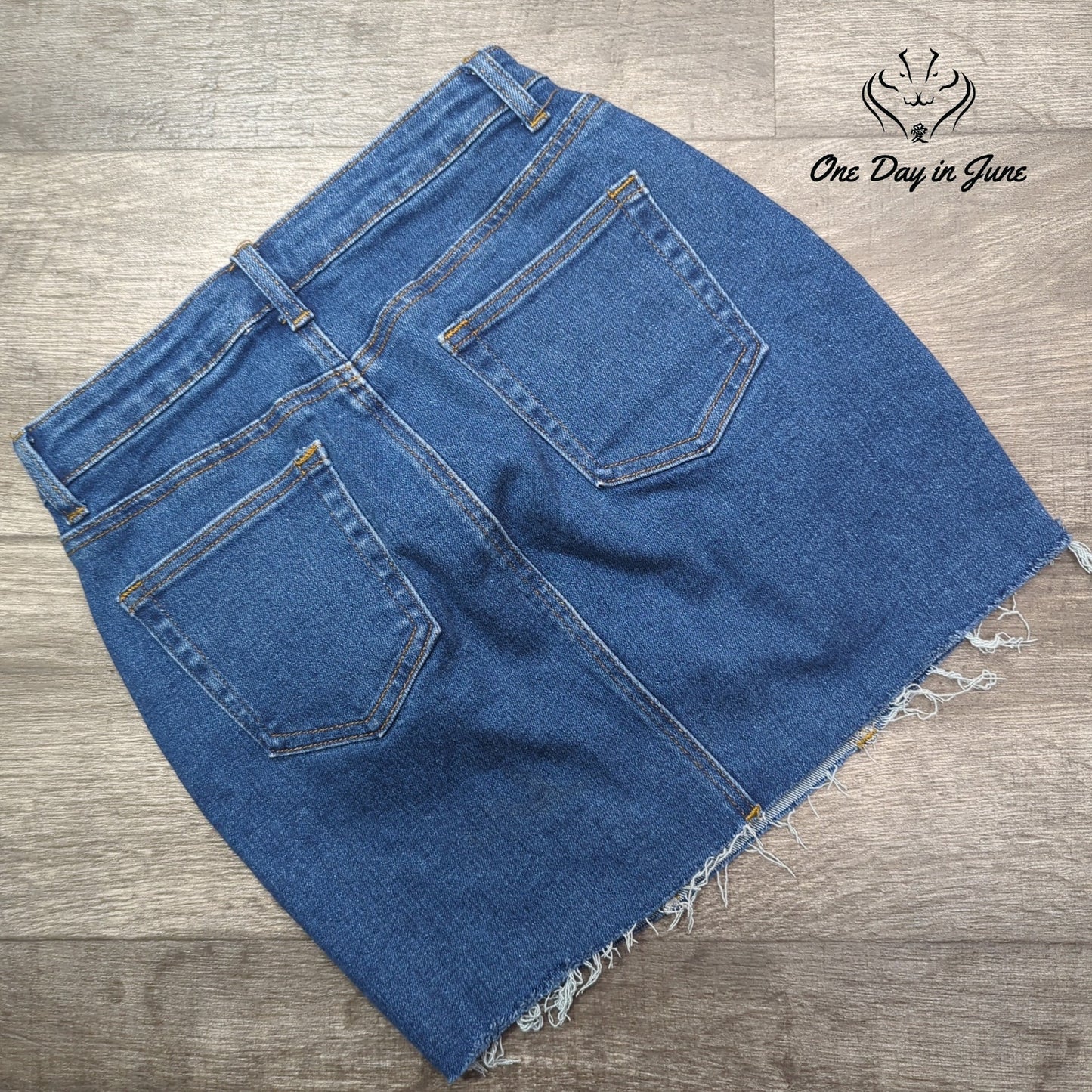 Just Quella Denim Mini Skirt Size S