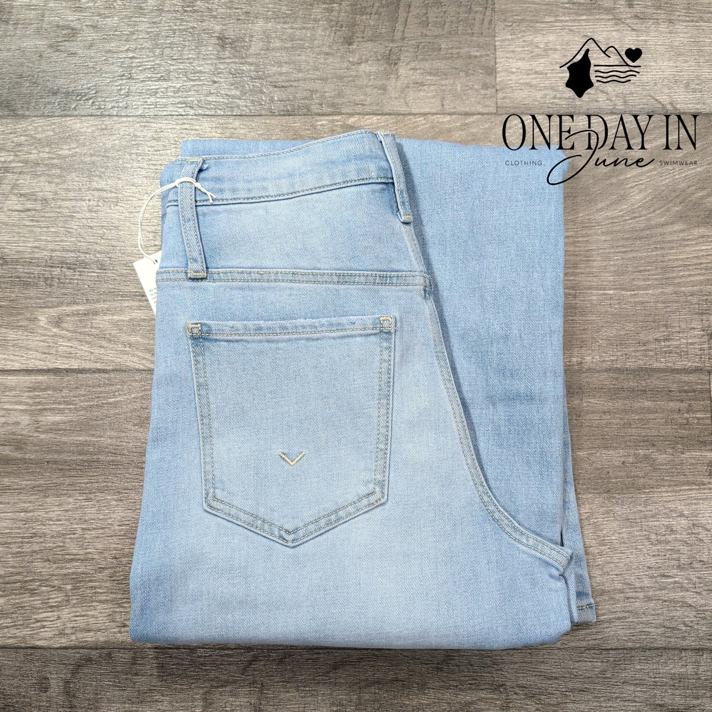 Hudson Jamie High Waist Wide Leg Jeans Light Wash NWT Size 0 (25)