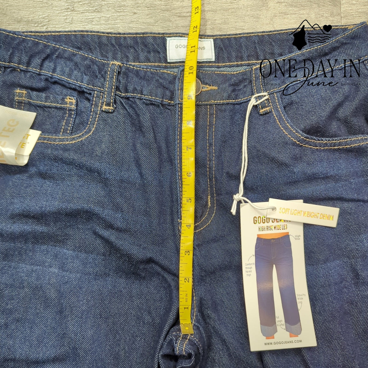 Gogo Jeans Jeans High Rise Wide Leg Jeans Juniors Dark Wash Cuffed NWT Size 9