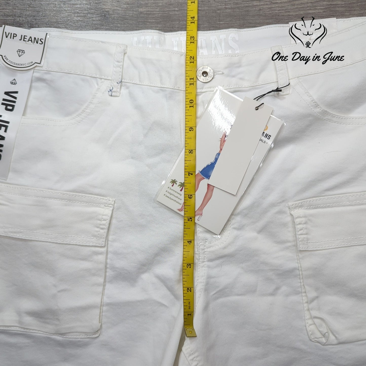 VIP Jeans Sculpting Stretch Shorts Size 21/22