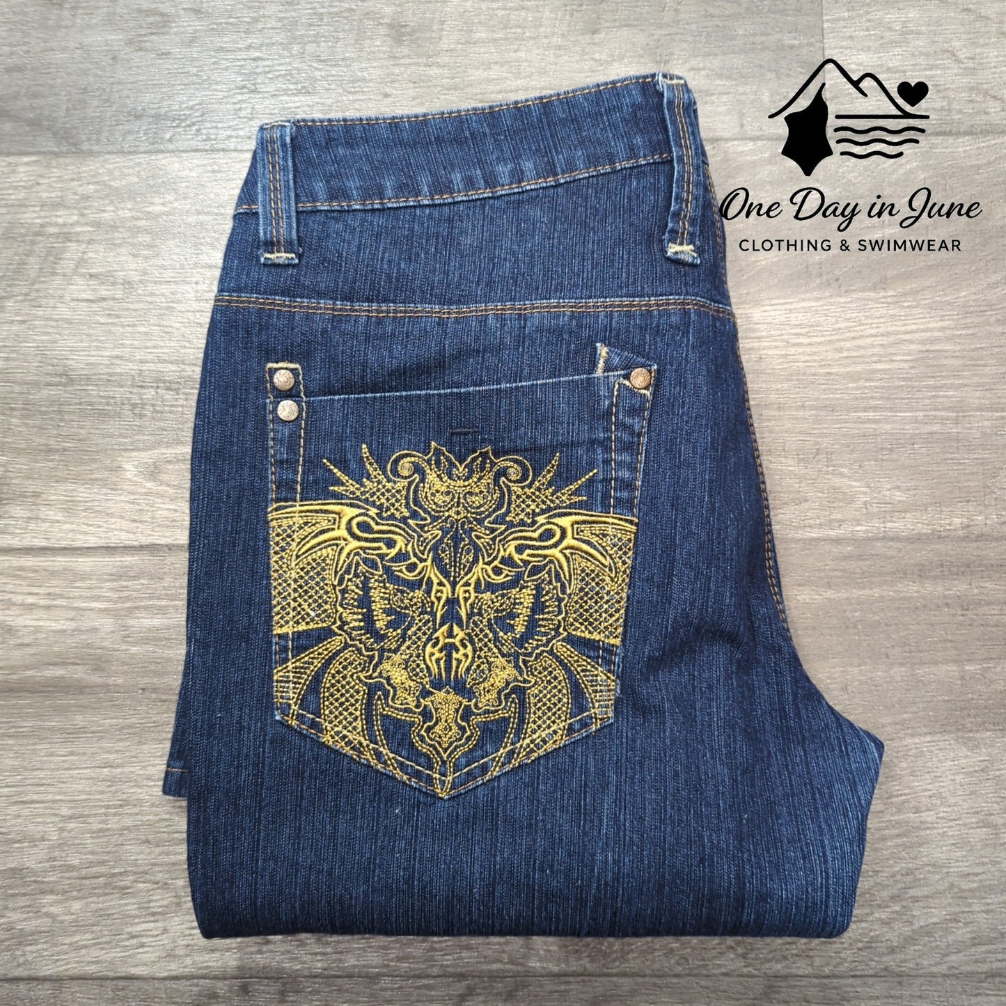Mecca Femme Straight Leg Jeans Size 14