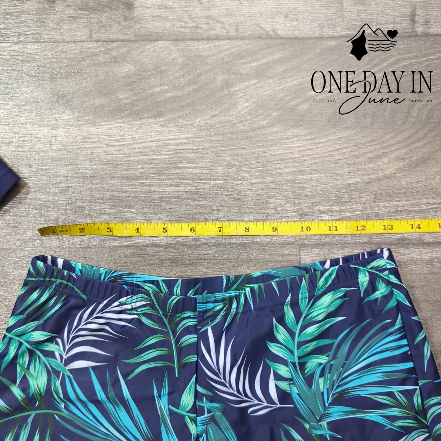 Daci Rashguard Boyshort Tankini Swimsuit Size M