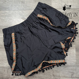 CharmLeaks Womens Pom Pom Trim Boho Swim Cover Up Shorts Black Size L