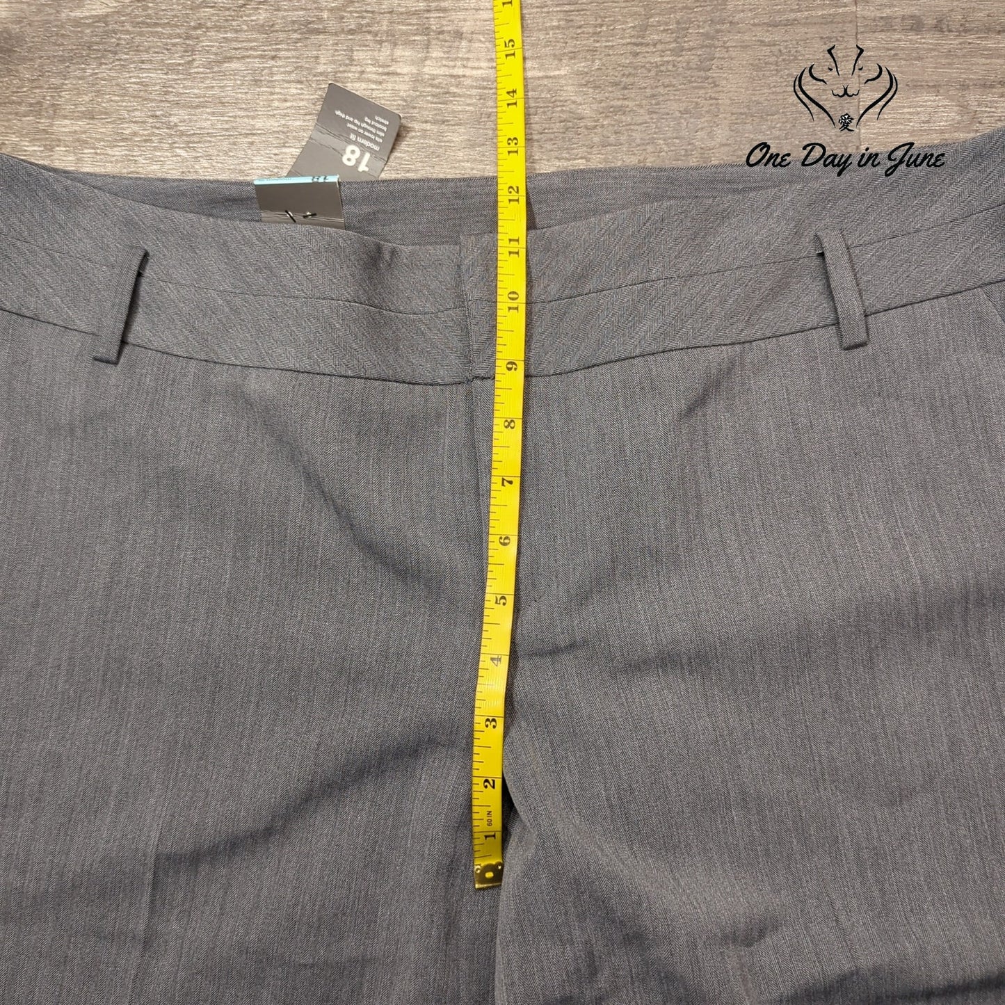 Mossimo Supply Co Modern Fit Boot Cut Pants Size 18