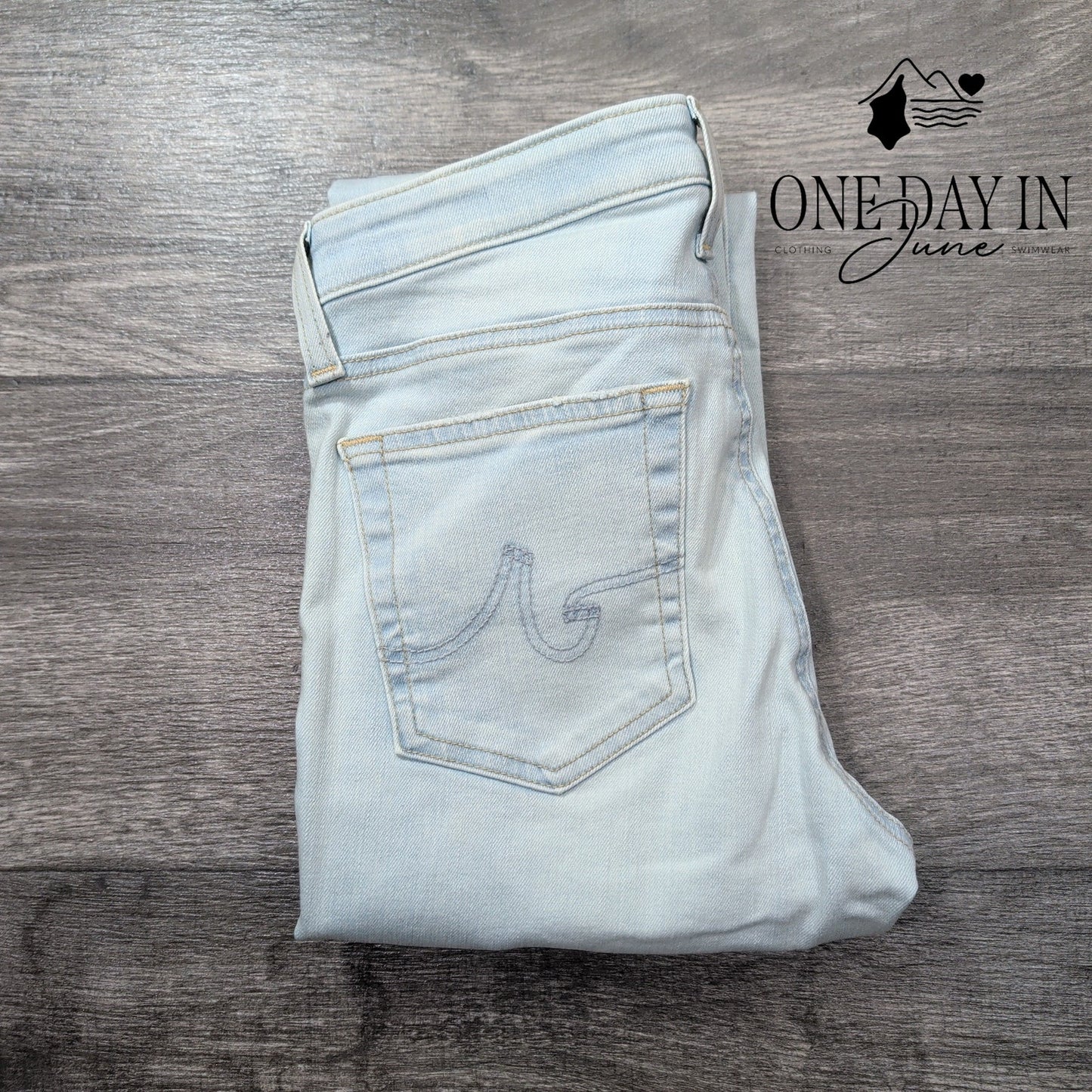 AG Adriano Goldschmied The Prima Roll Up Straight Jeans Size 4 (27)