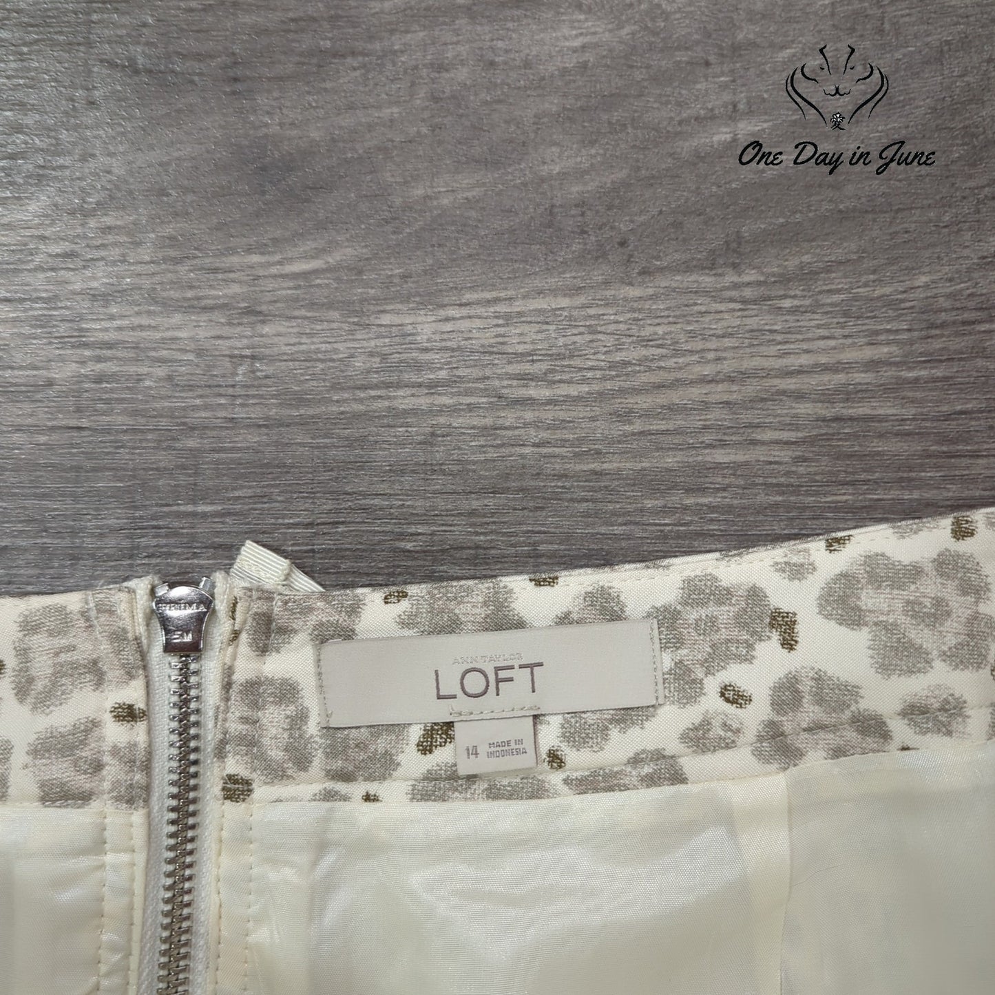 Loft Silk Blend Pencil Skirt Size 14