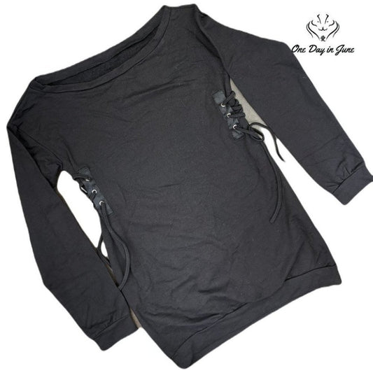 Amzbrly Wide Neck Lace Side Sweatshirt Size M