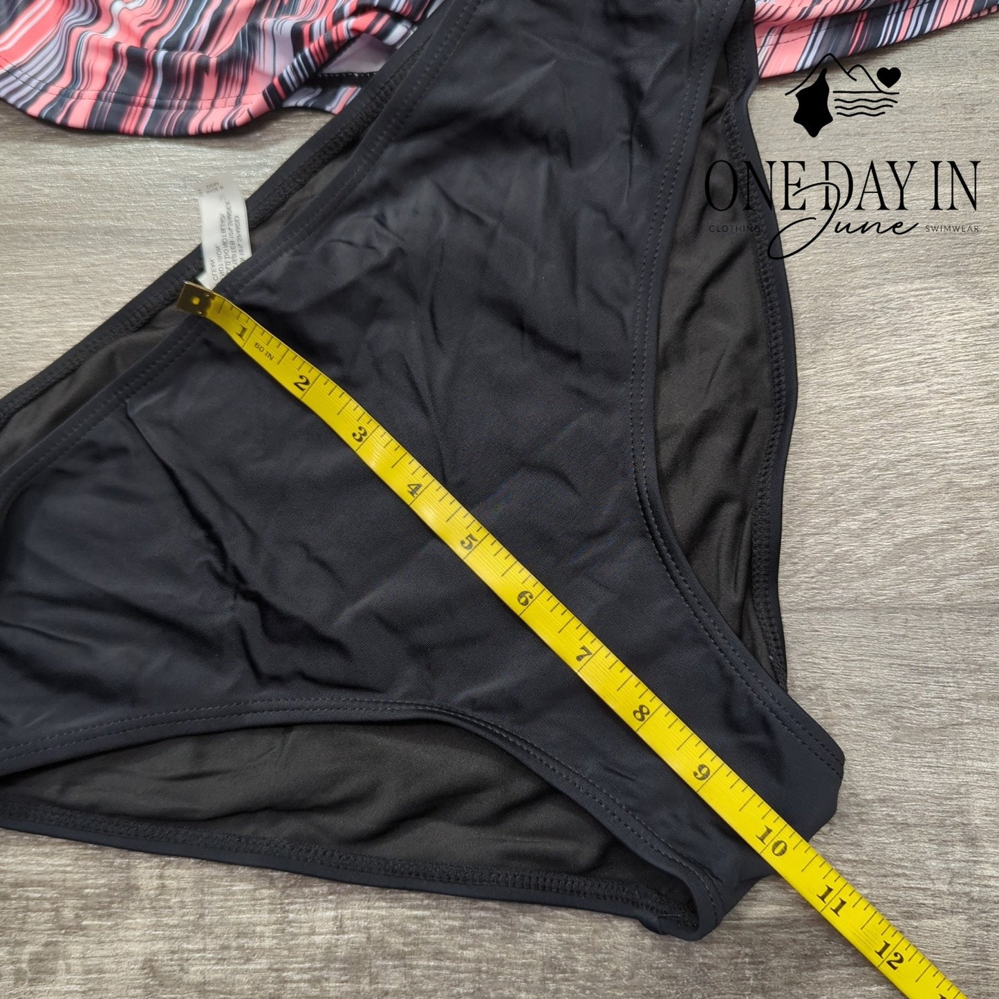 Tempt Me High Neck Tankini Swimsuit Size M