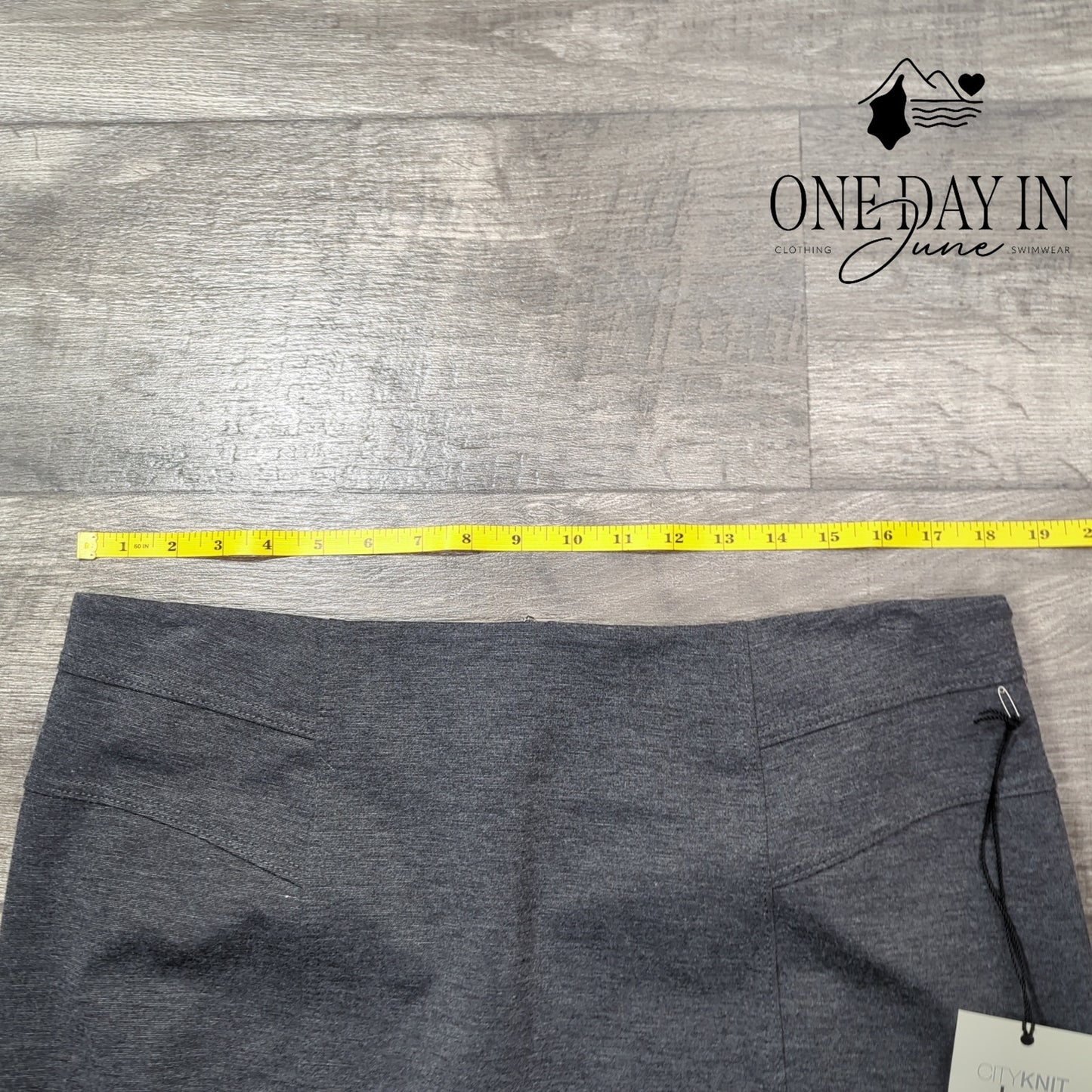 New York & Company Pencil Skirt Size 14