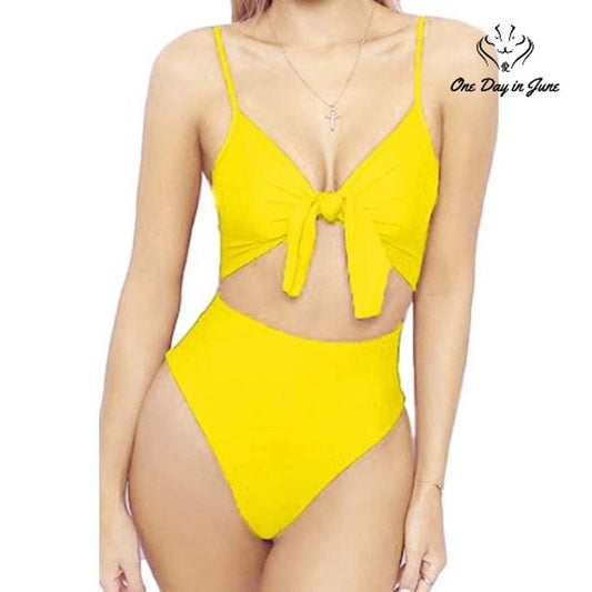Qearal Tie Knot Cut Out One Piece Size M