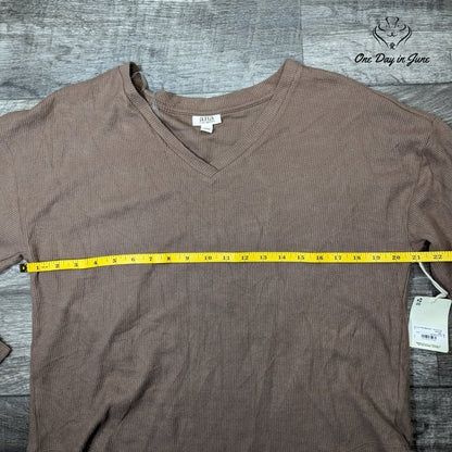 A.n.a Long Sleeve Ribbed V Neck Top Size S