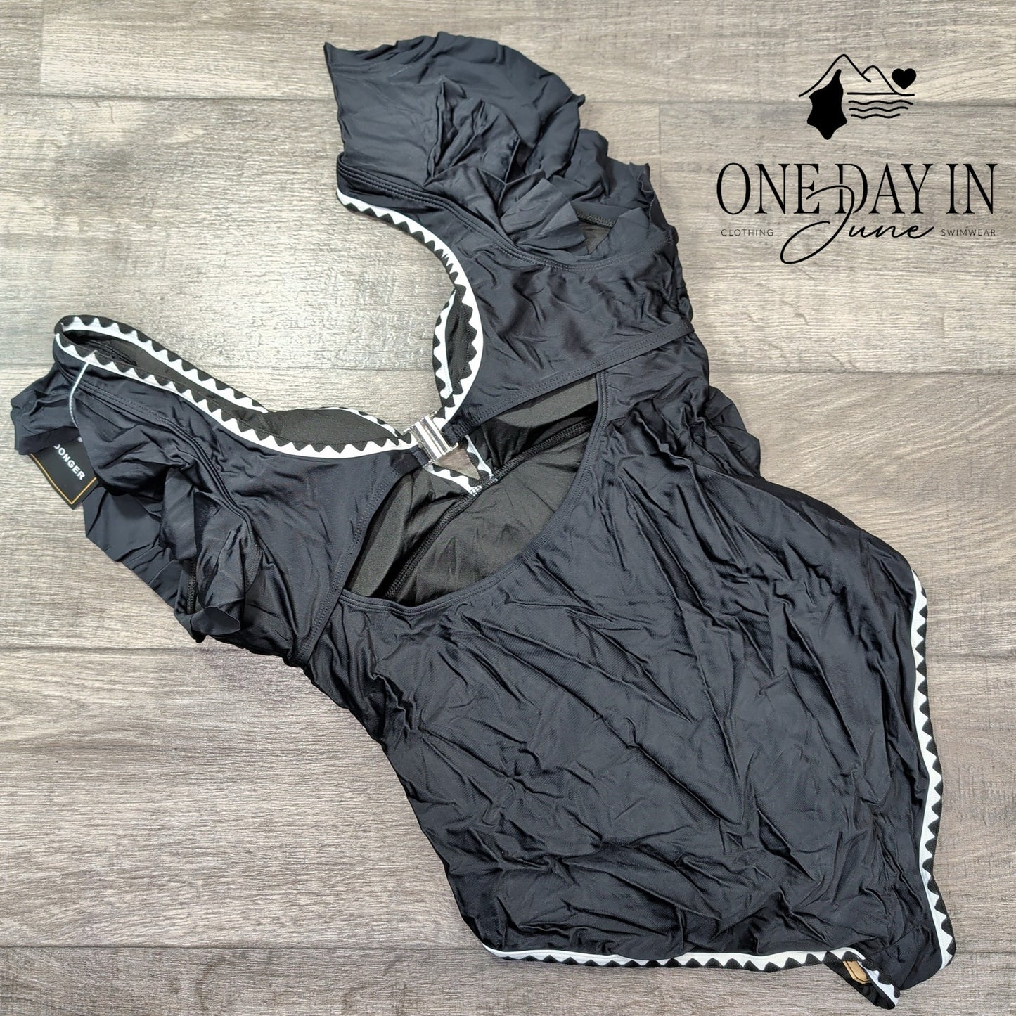 Aidonger Ruffle Shoulder One Piece Swimsuit Size 2XL