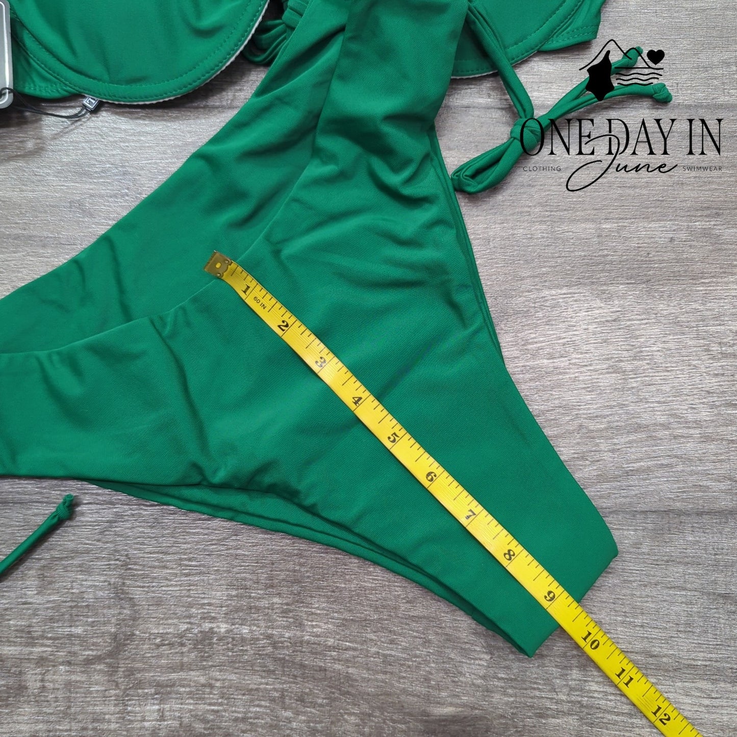 Zaful Tie Back Underwire Bikini Swimsuit Size M