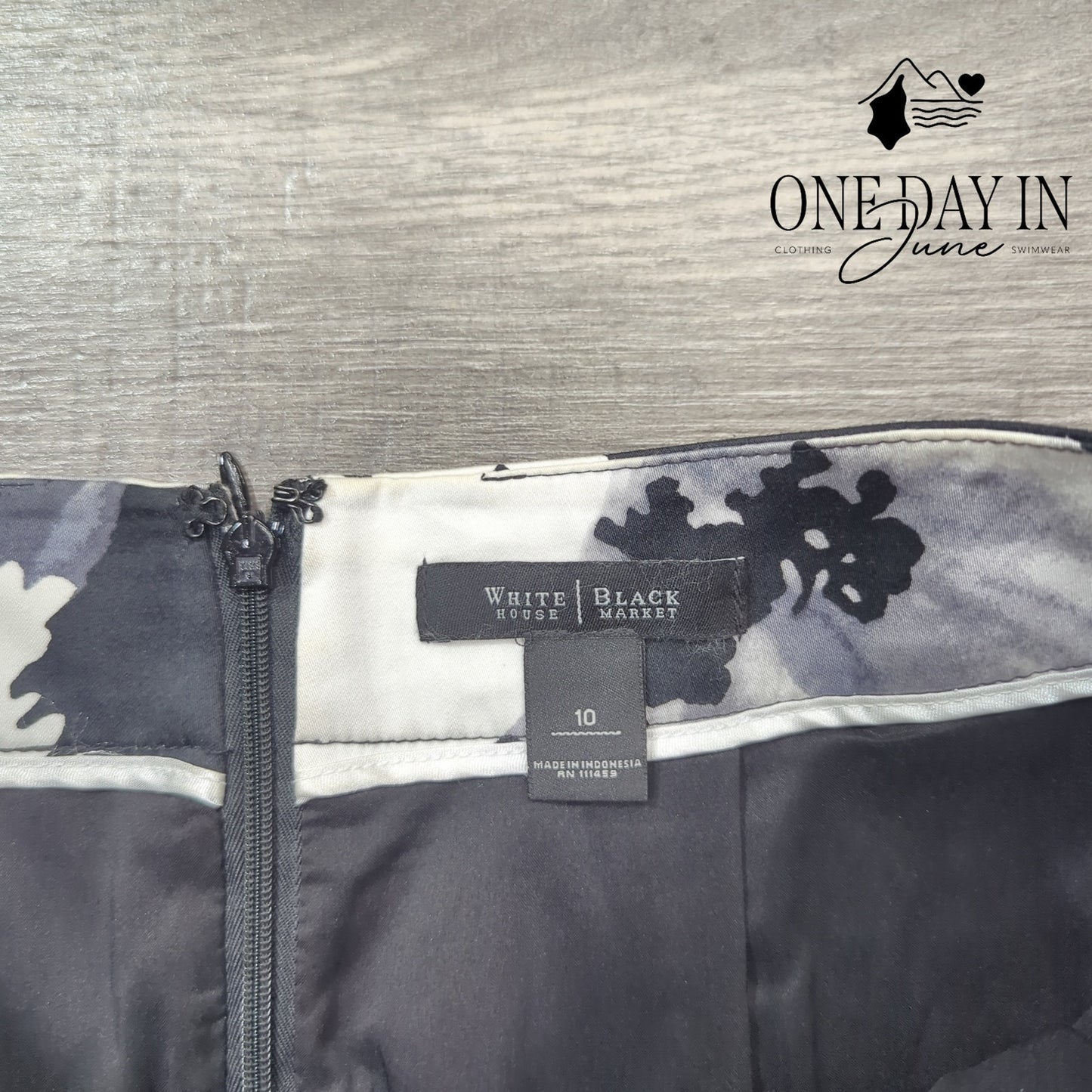 White House Black Market A Line Skirt Size 10