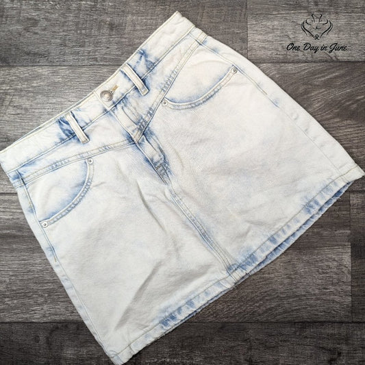 Aero High Rise Denim Skirt Size 4