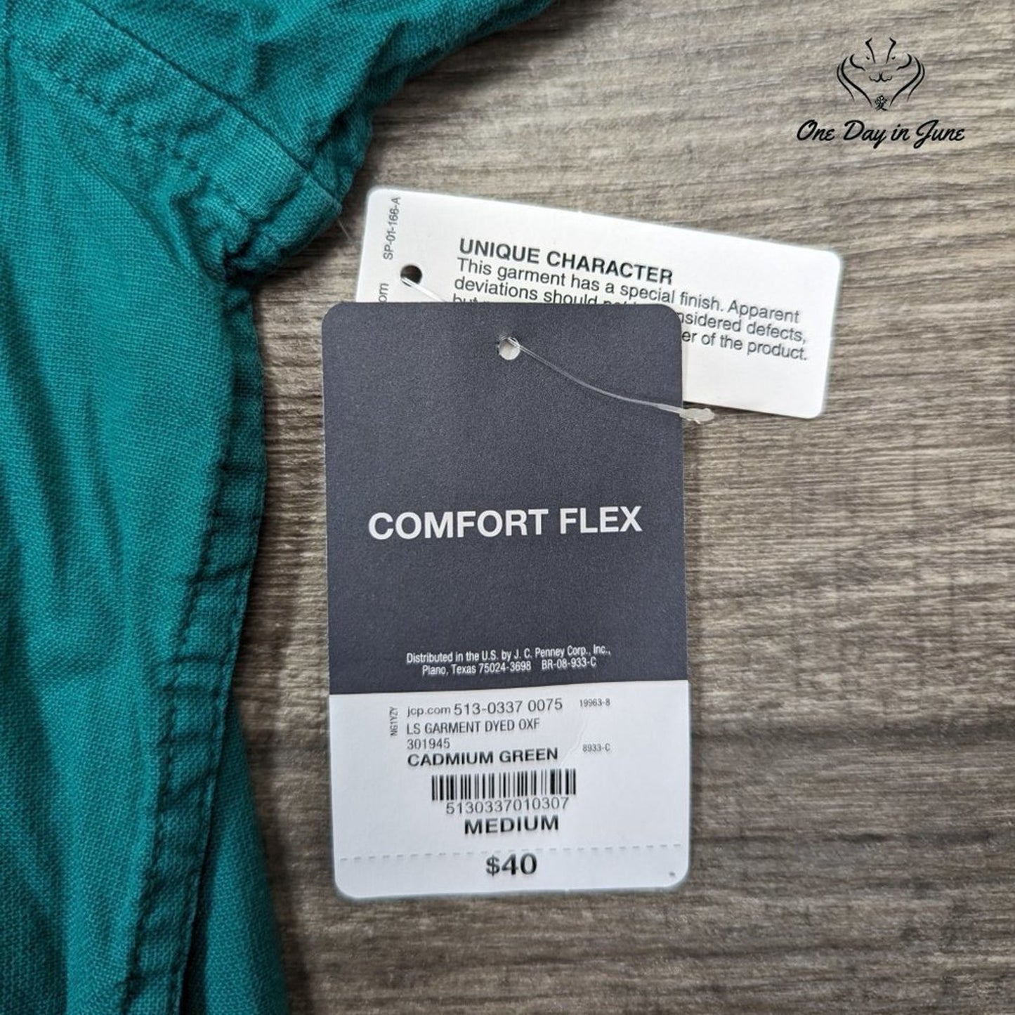 St. John's Bay Oxfored Comfort Flex Button Down Shirt Size M