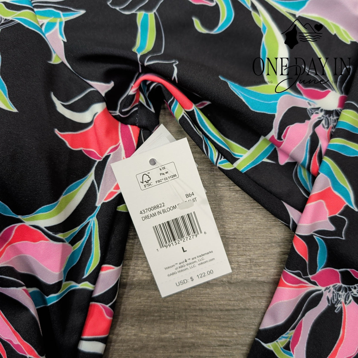 Volcom Dream In Bloom Long Sleeve Rash Guard One Piece Swimsuit NWT Size L