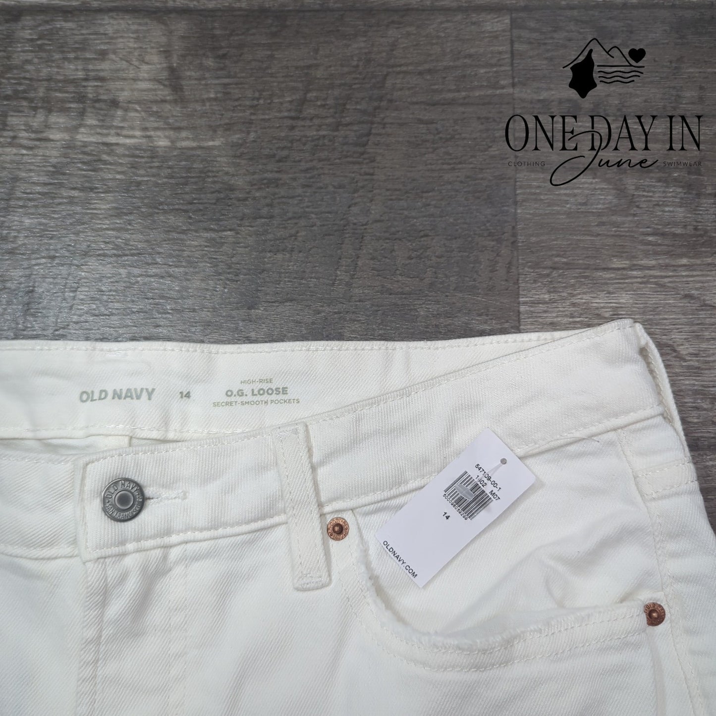 Old Navy High Rise OG Loose Distressed Jeans Size 14