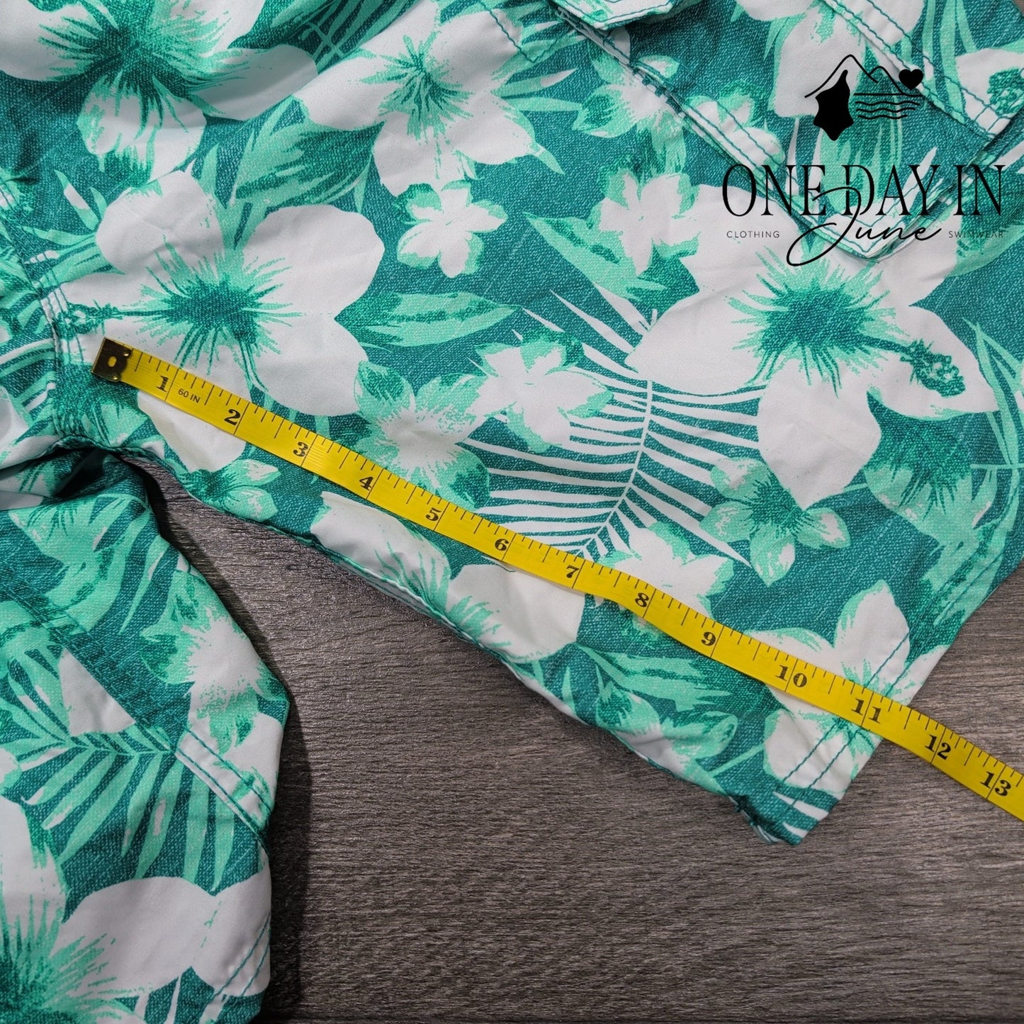 Kanu Surf Floral Boardshorts Size XL