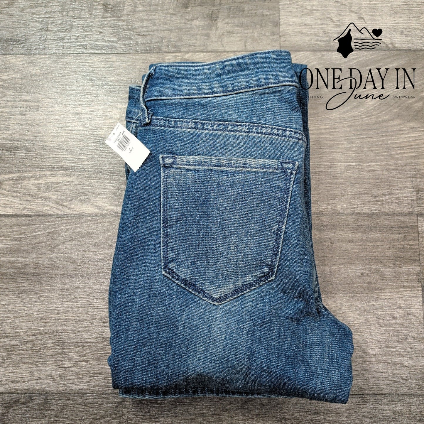 Old Navy Wow Boot Cut Jeans Size 8 Long
