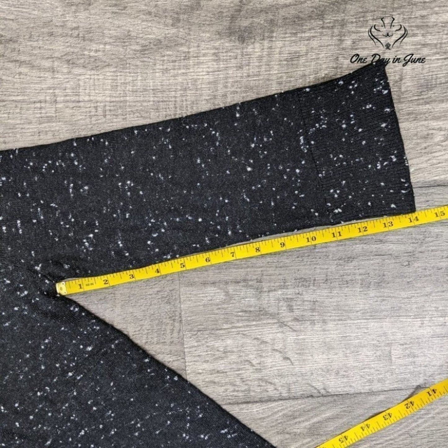 Loft Petites Speckled Lightweight Keyhole Sweater Size XXS