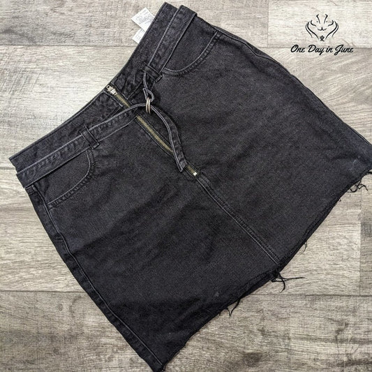 Hollister Juniors Ultra High Rise Denim Skirt Size 9