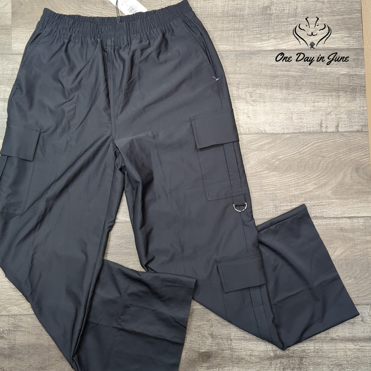 We Wore What Wide Leg Utility Cargo Pants Black NWT $128 Size M