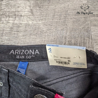 Arizona Jean Co. Juniors Highest Rise Balloon Jeans Size 7