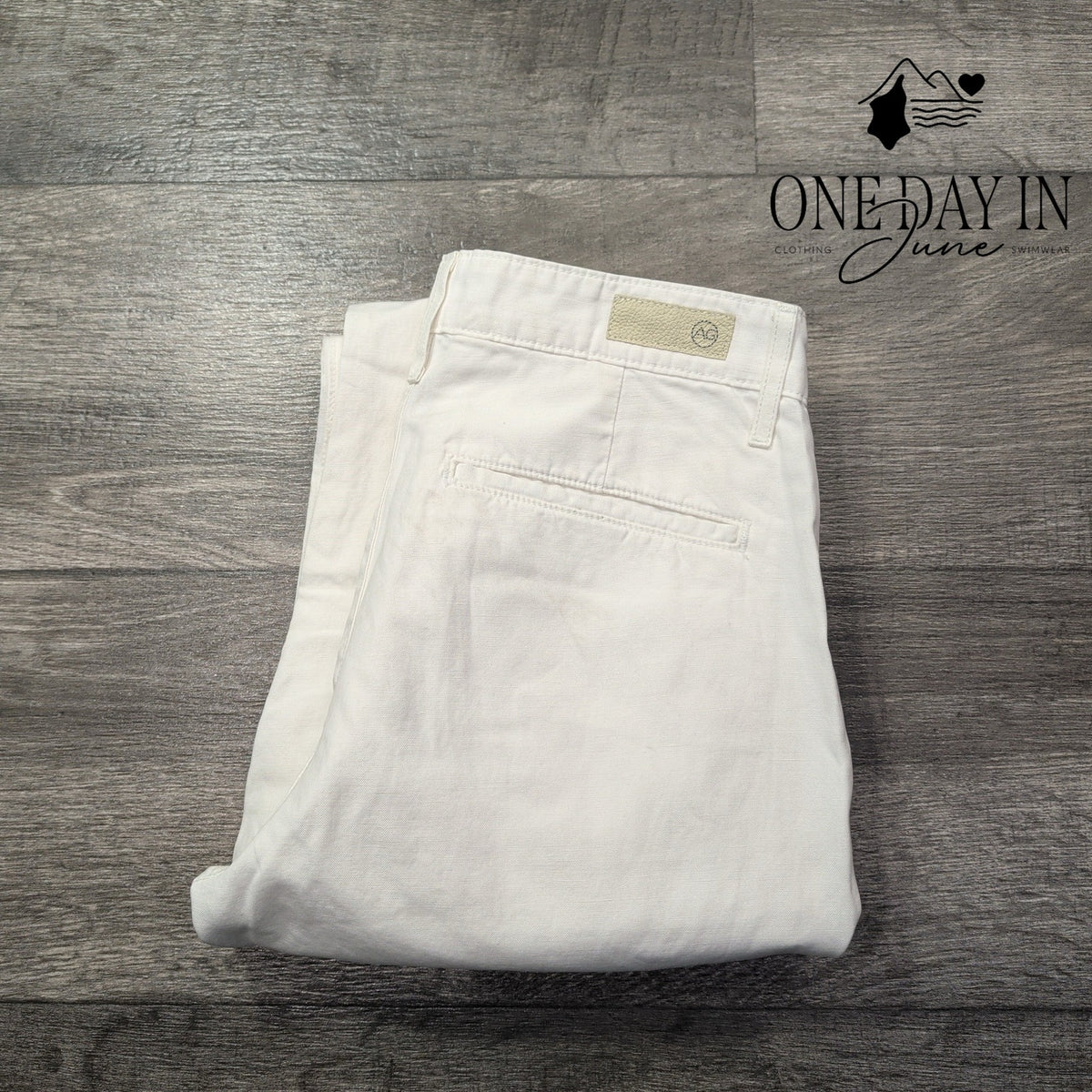 AG Adriano Goldschmied The Caden Tailored Trouser Pants White NWT Size 4 (27)