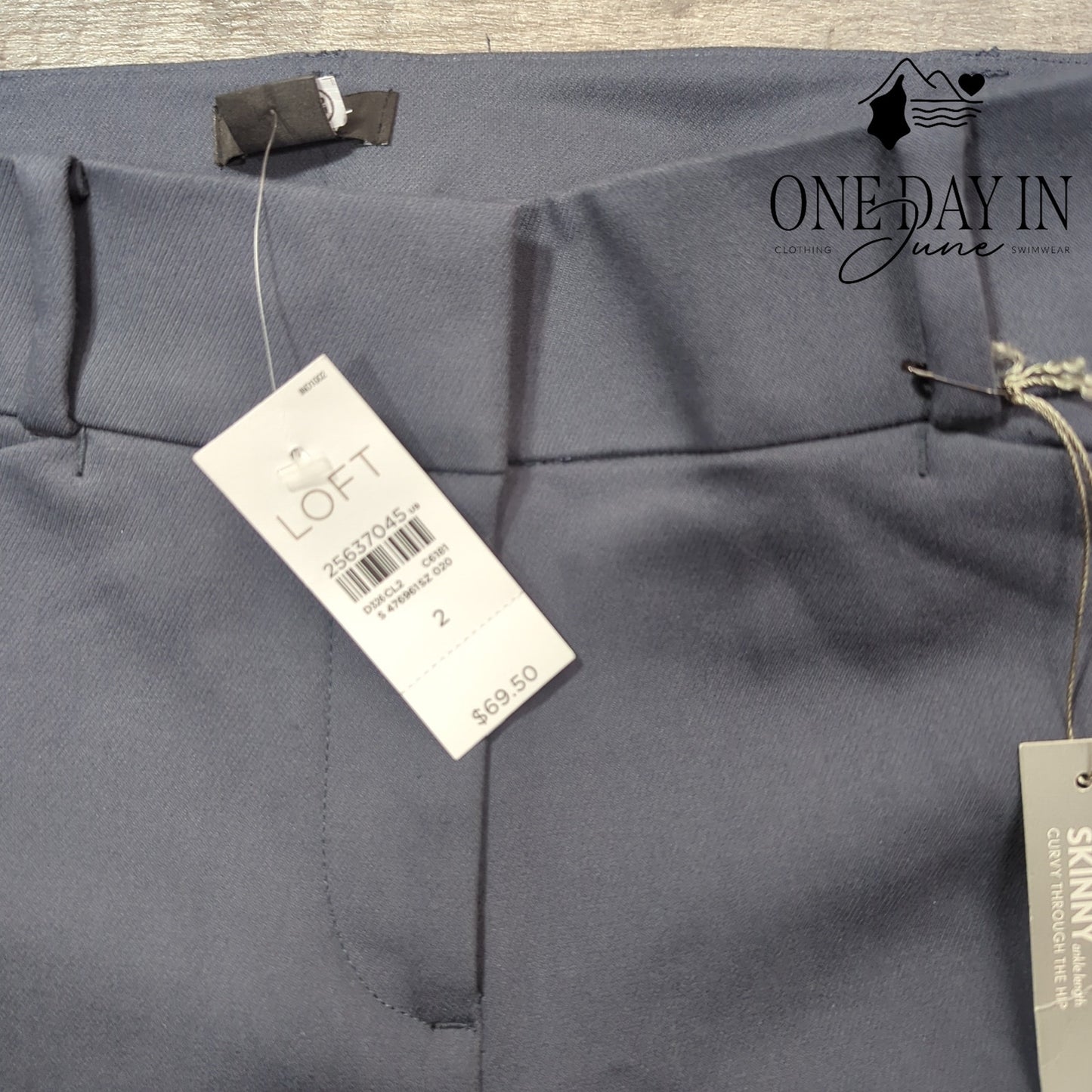 Loft Curvy Skinny Pants Size 2