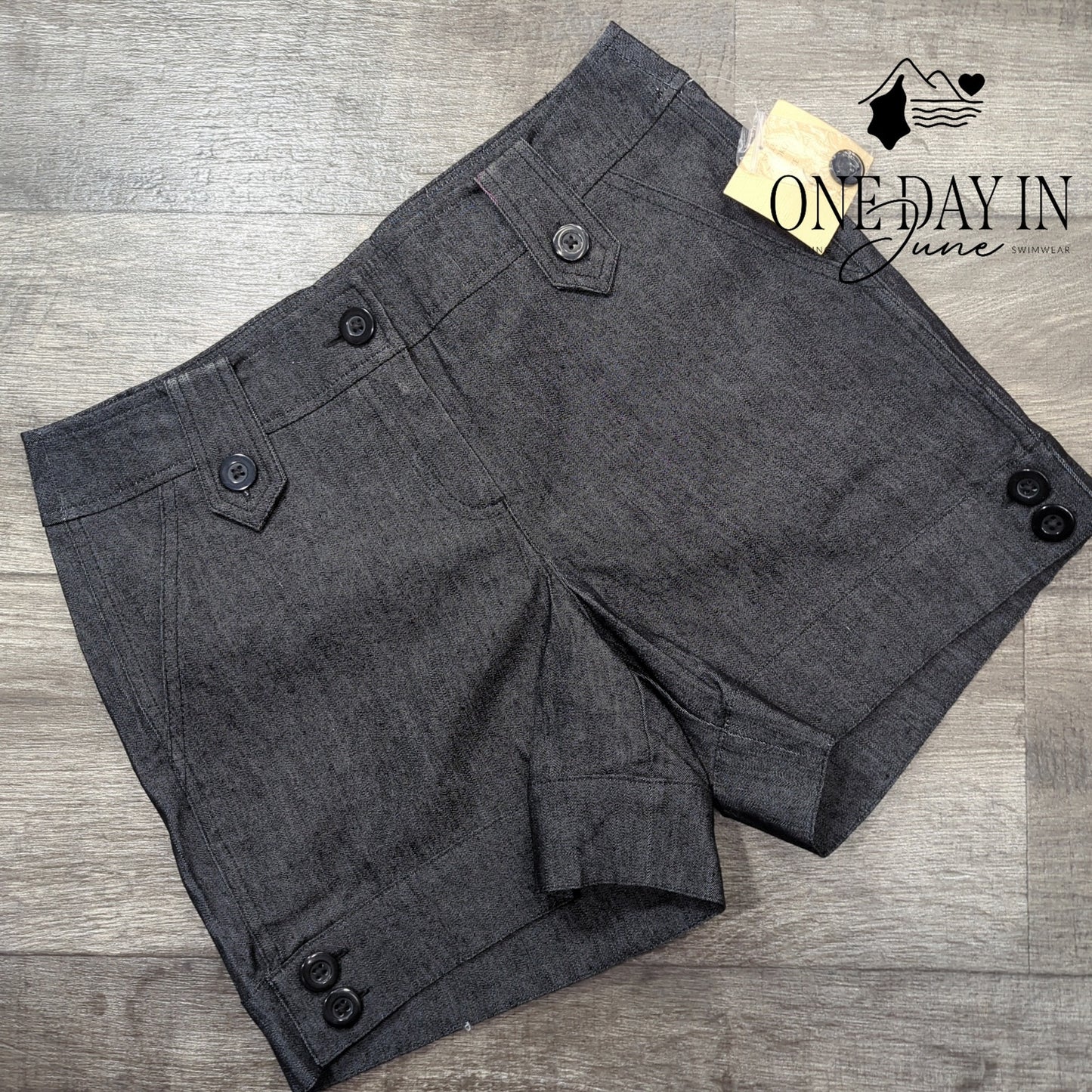 Sandro Flat Front Shorts Size 6