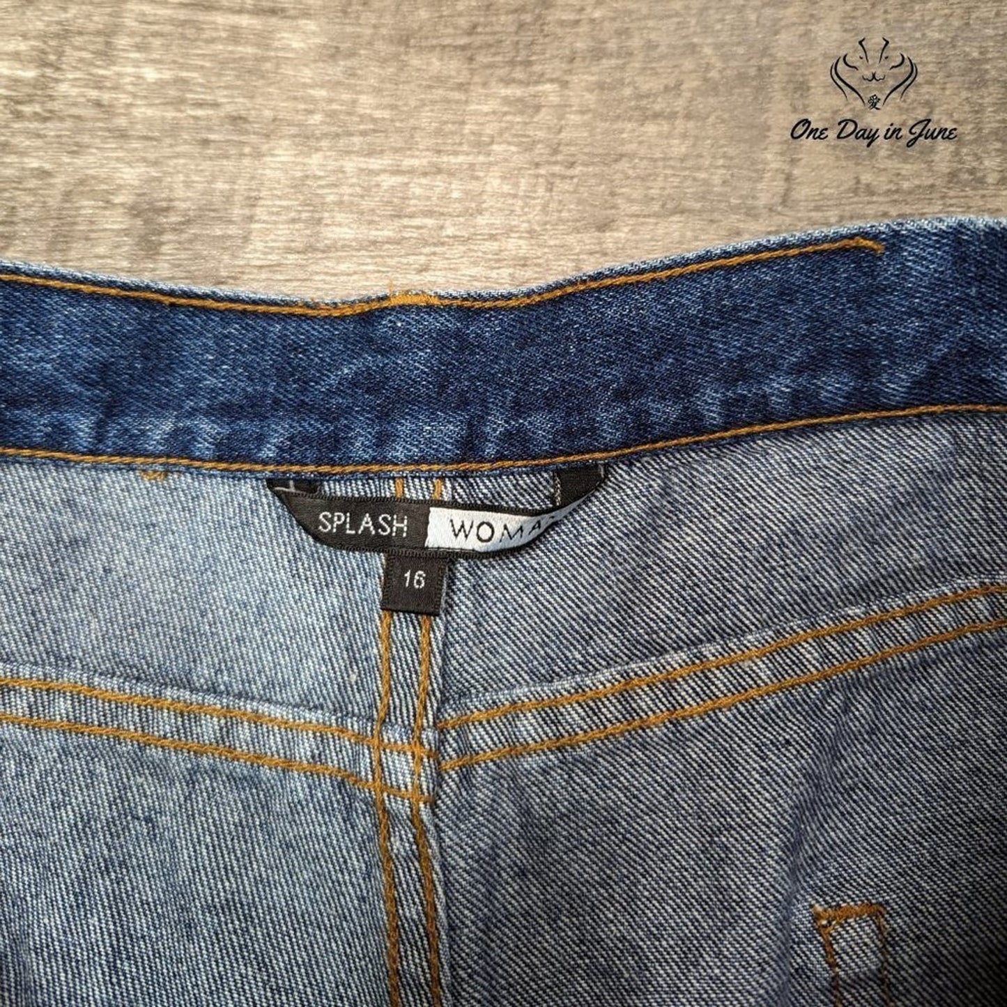 Splash Woman Straight Leg Jeans Size 16