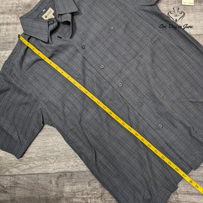 Haggar Short Sleeve Button Front Shirt Size S
