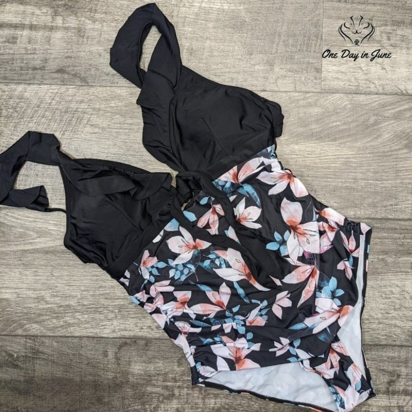 Sporlike Women's Ruffle Tie Back One Piece Swimsuit Size L