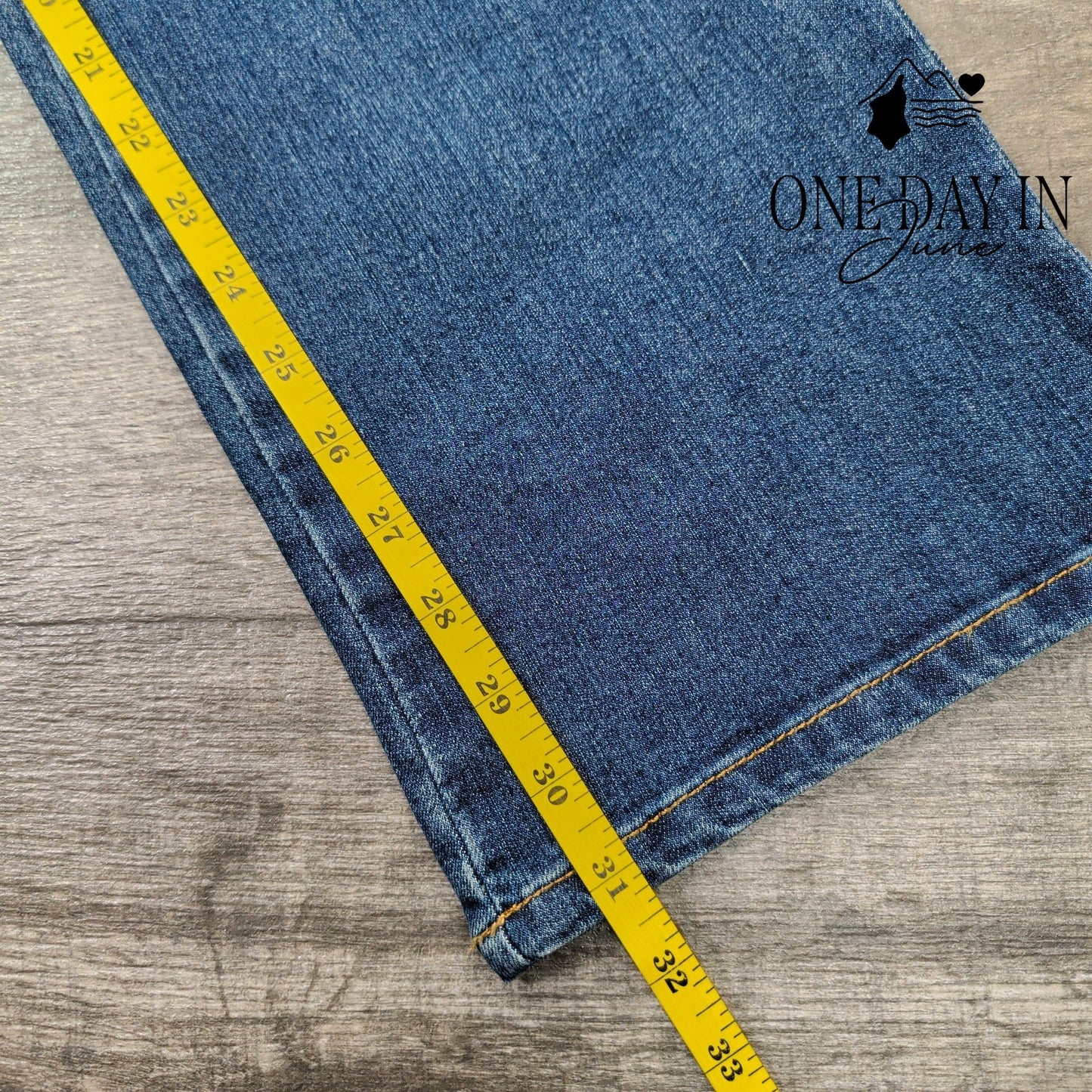 Gloria Vanderbilt Amanda Priginal Bootcut Jeans Size 6